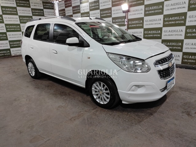 CHEVROLET SPIN 1.8L MT LT